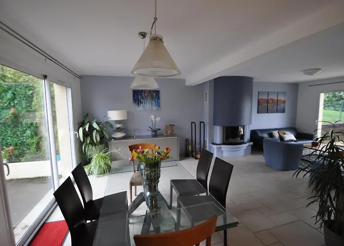 Maison A La Campagne Proche Disney