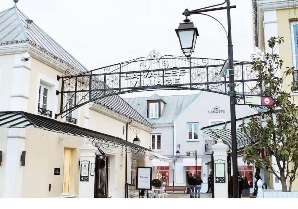Holiday home Maison A La Campagne Proche Couilly-Pont-aux-Dames